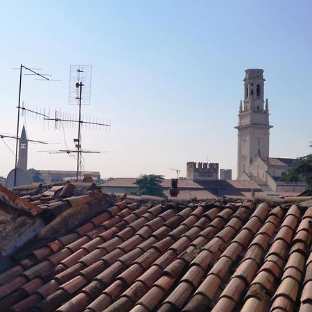 In The Heart Of Verona Bagian luar foto